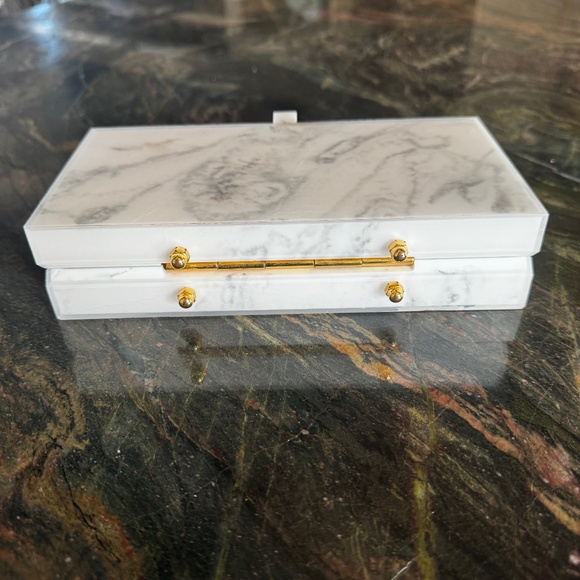 L'Afshar Marbe White Medium Clutch Bag - Picture 11 of 11